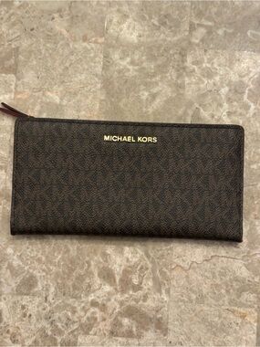 Michael Kors Signature Logo Brown Wallet Red Interior Gold Hardware